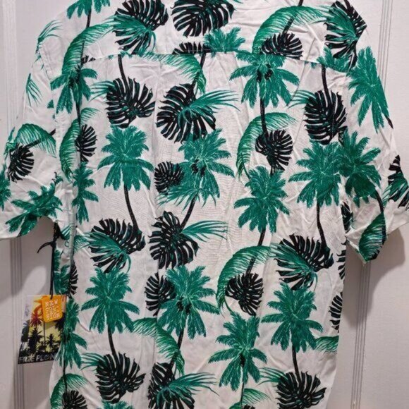 NWT Free Planet Casual Short Sleeve Shirt - Green Black White - Palm Trees Print - Picture 14 of 16